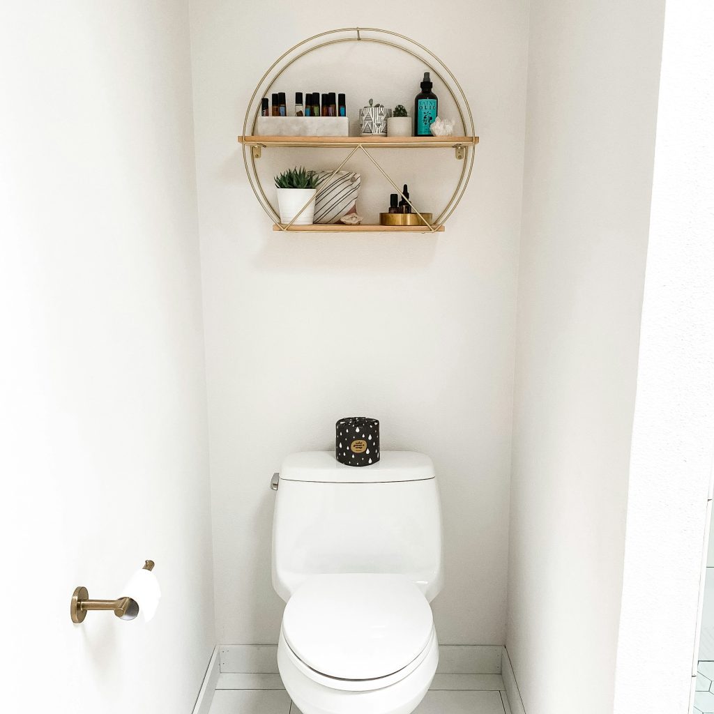 Over-the-Toilet Storage Shelves